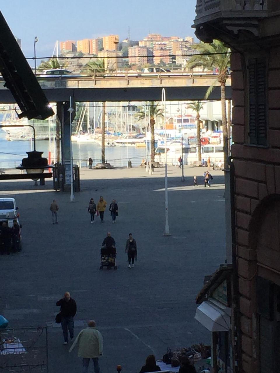 Vacanza Al Ponte Reale Genua Zewnętrze zdjęcie