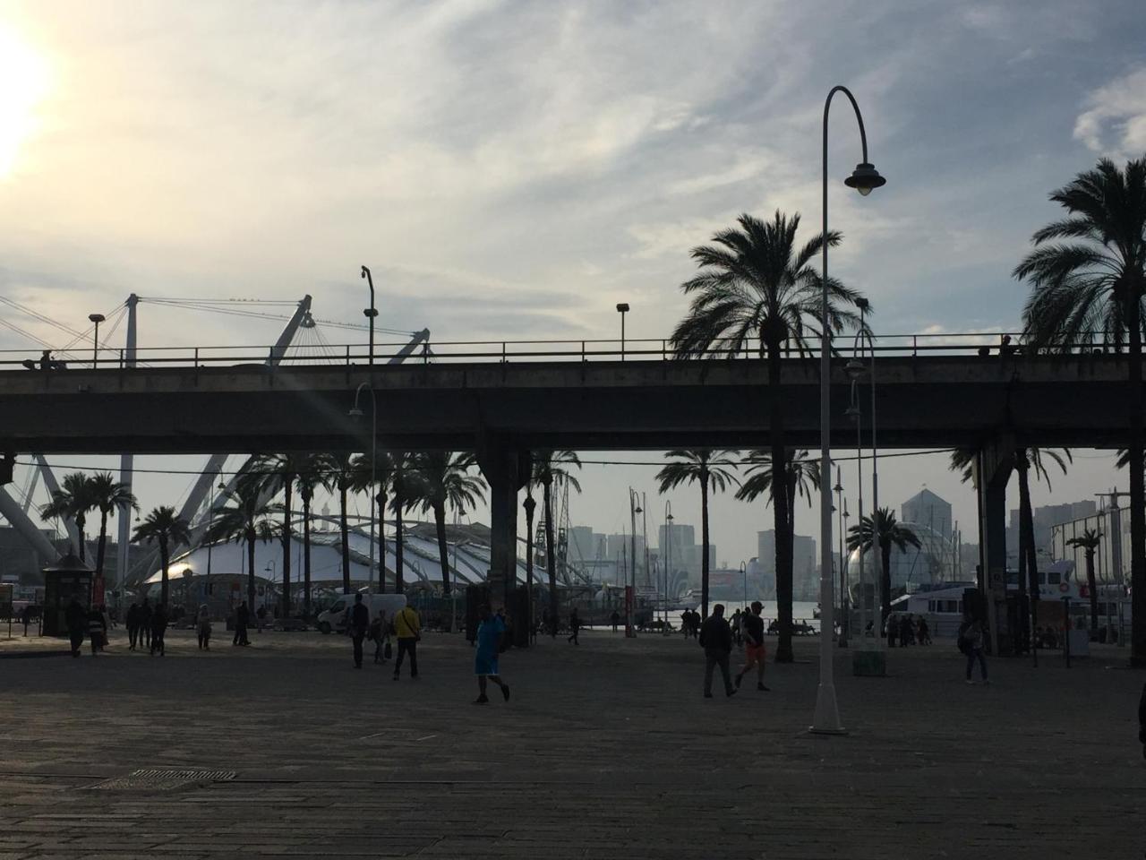 Vacanza Al Ponte Reale Genua Zewnętrze zdjęcie